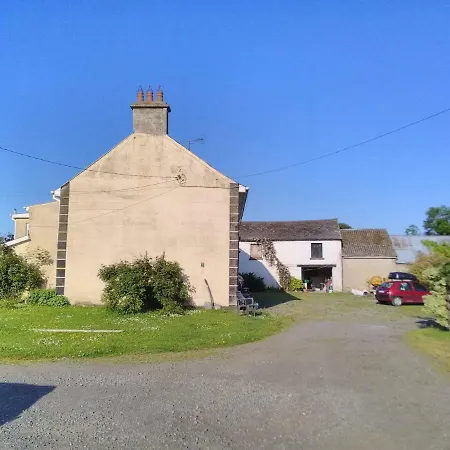 Castletownmoor Clinic & Permaculture Farm Guest house *
